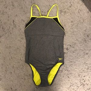 ⭐️ Grey/Neon Speedo bathing suit